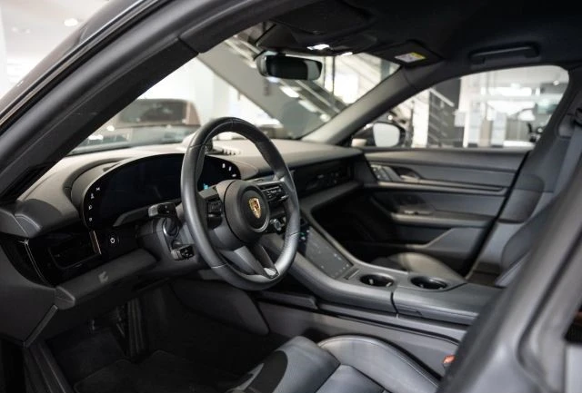 Porsche Taycan 4S/ CROSS TURISMO/ SPORT CHRONO/ BOSE/ CAMERA/, снимка 12 - Автомобили и джипове - 47449639