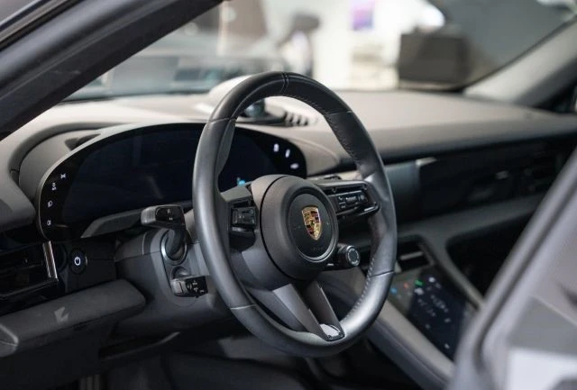 Porsche Taycan 4S/ CROSS TURISMO/ SPORT CHRONO/ BOSE/ CAMERA/, снимка 13 - Автомобили и джипове - 47449639