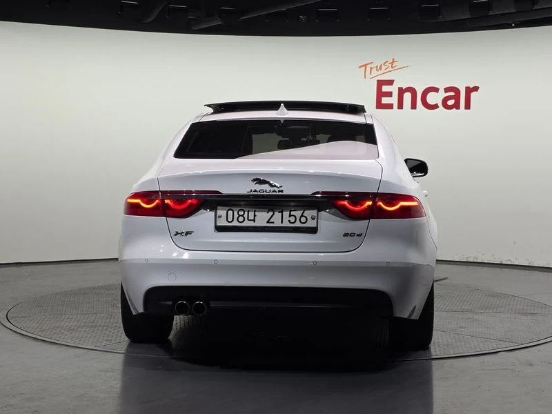 Jaguar Xf 2.0 Automatic, снимка 4 - Автомобили и джипове - 55926626