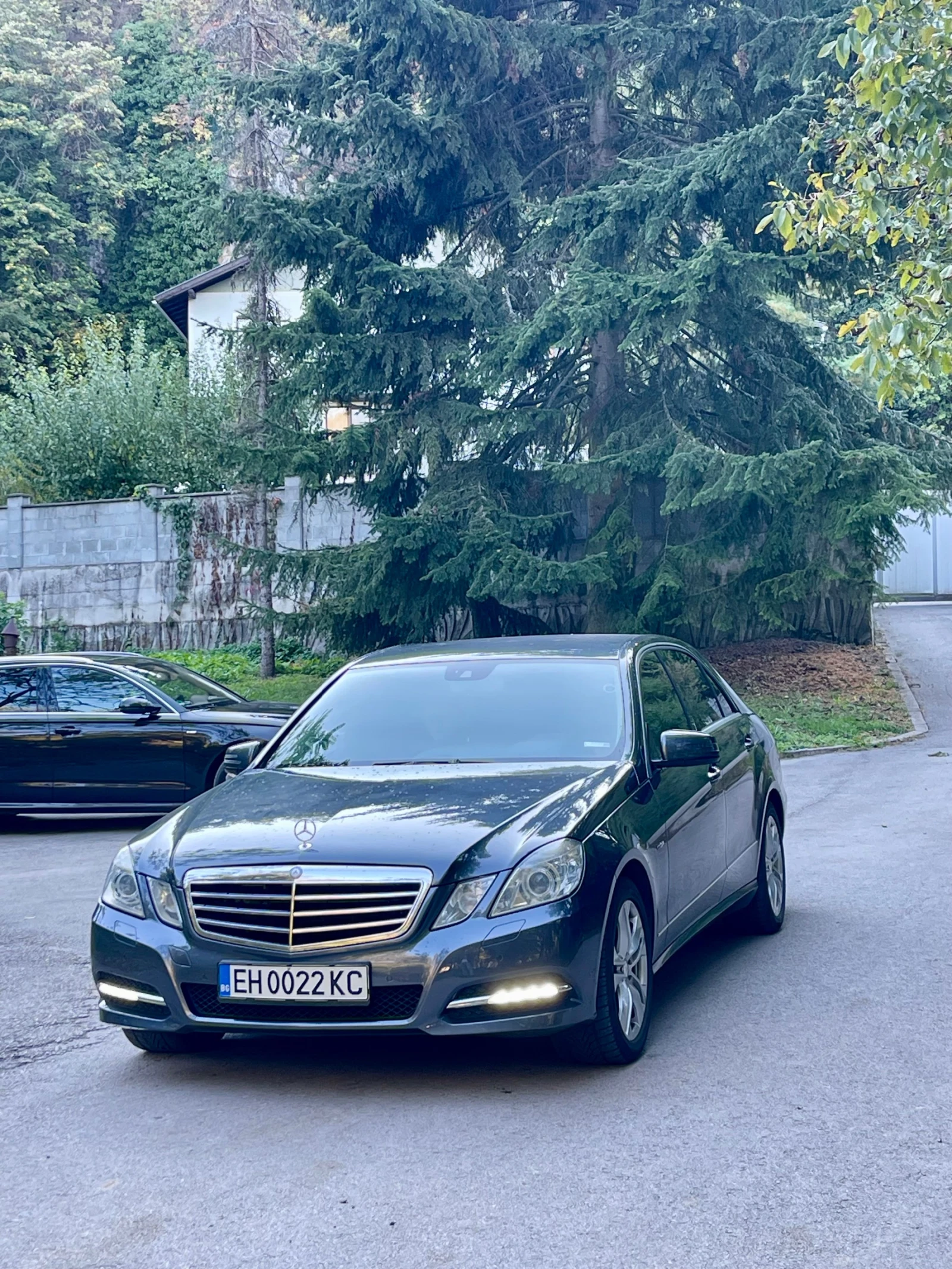 Mercedes-Benz E 350 * AVANTGARDE * - BlueEfficiency - изображение 4