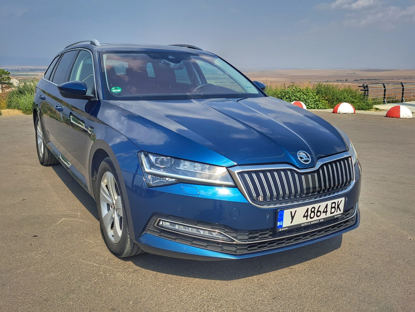 Skoda Superb 2.0 TDI L&K  SPECIAL EDITION  - изображение 2