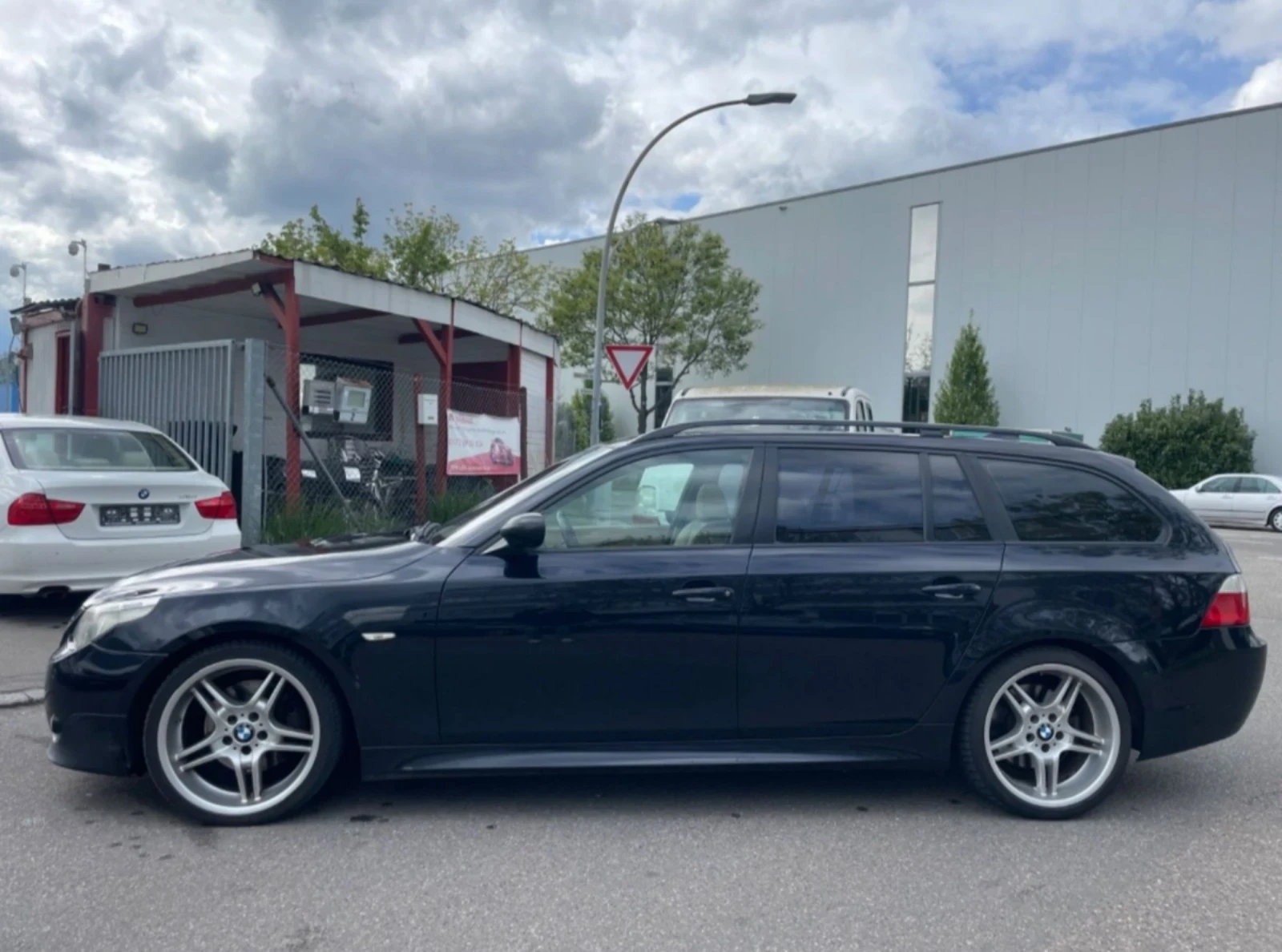 BMW 530 3.0D/231k.s/M-paket - изображение 7