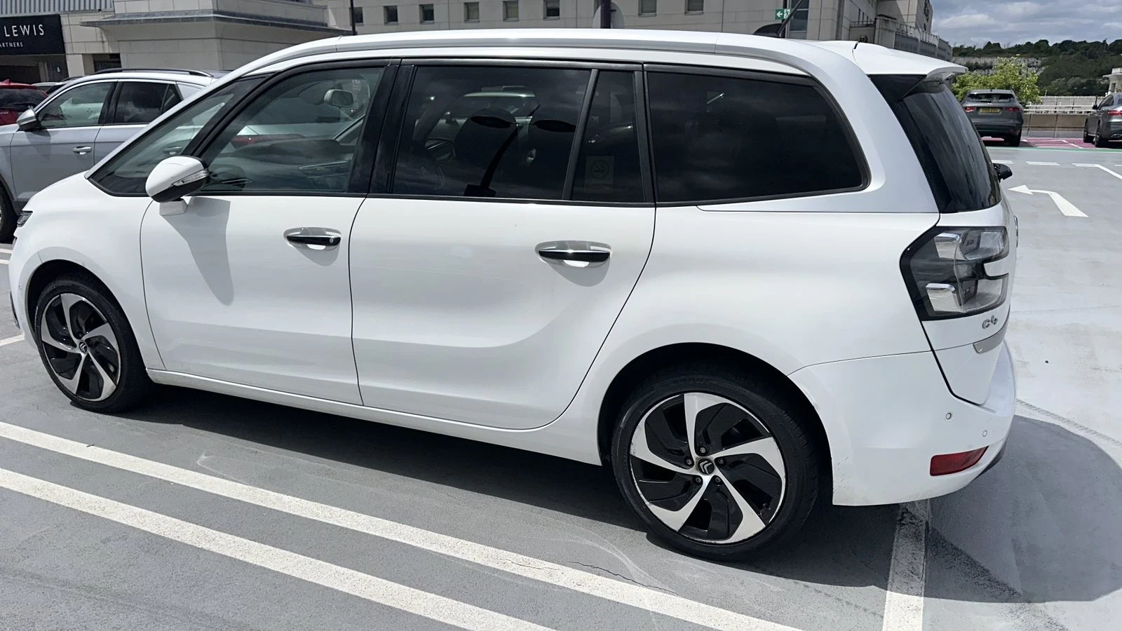 Citroen Grand C4 Picasso  - изображение 5