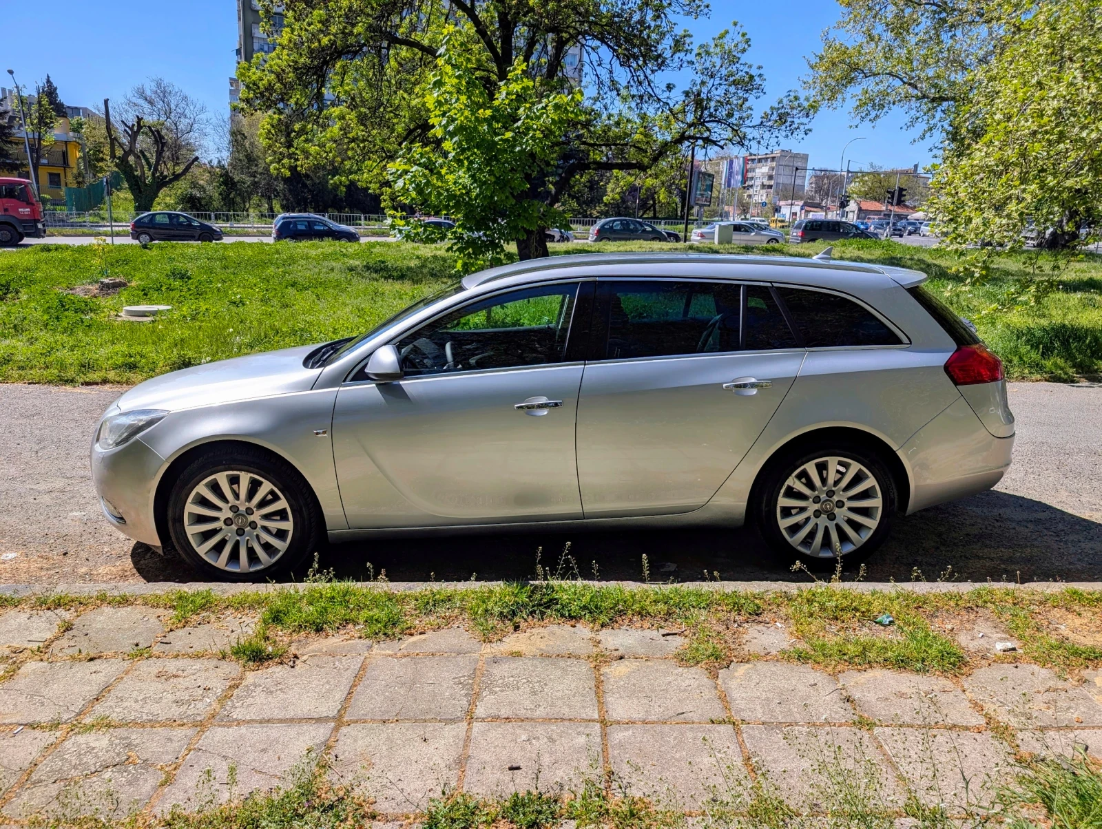 Opel Insignia Sports Tourer - изображение 6