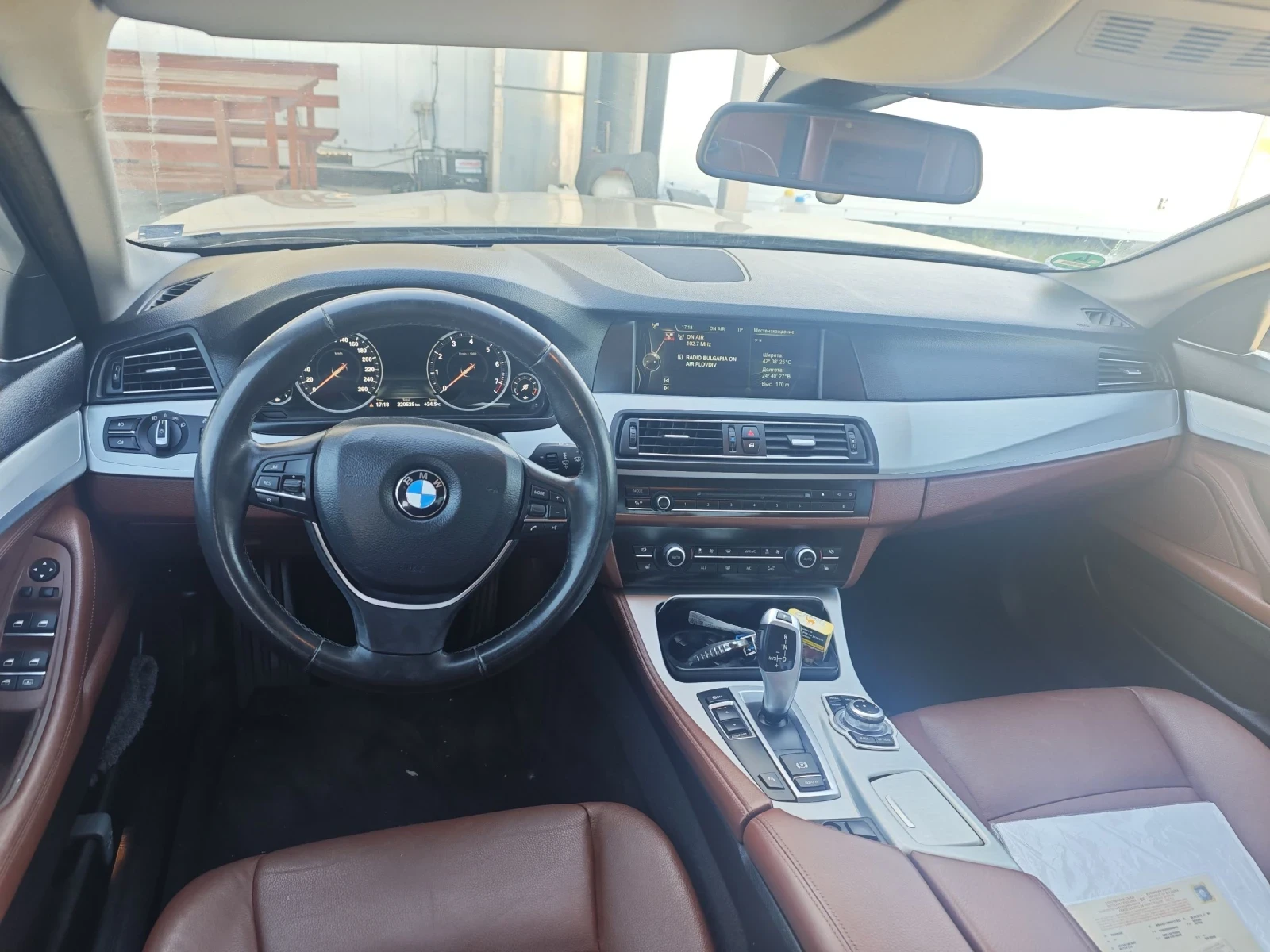 BMW 520 /F10 Exsecutiv - изображение 2