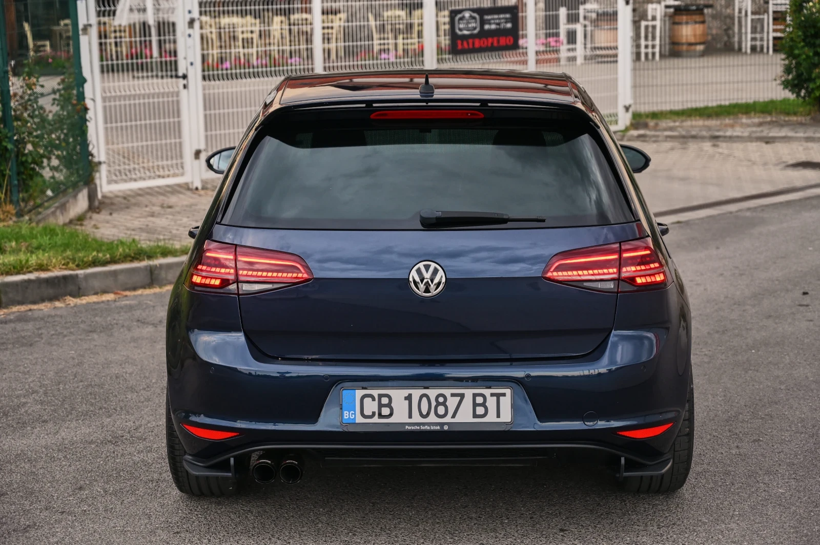 VW Golf 2.0tdi* R-line* 150кс* LED* Digital* Кожа* Подгрев - изображение 7