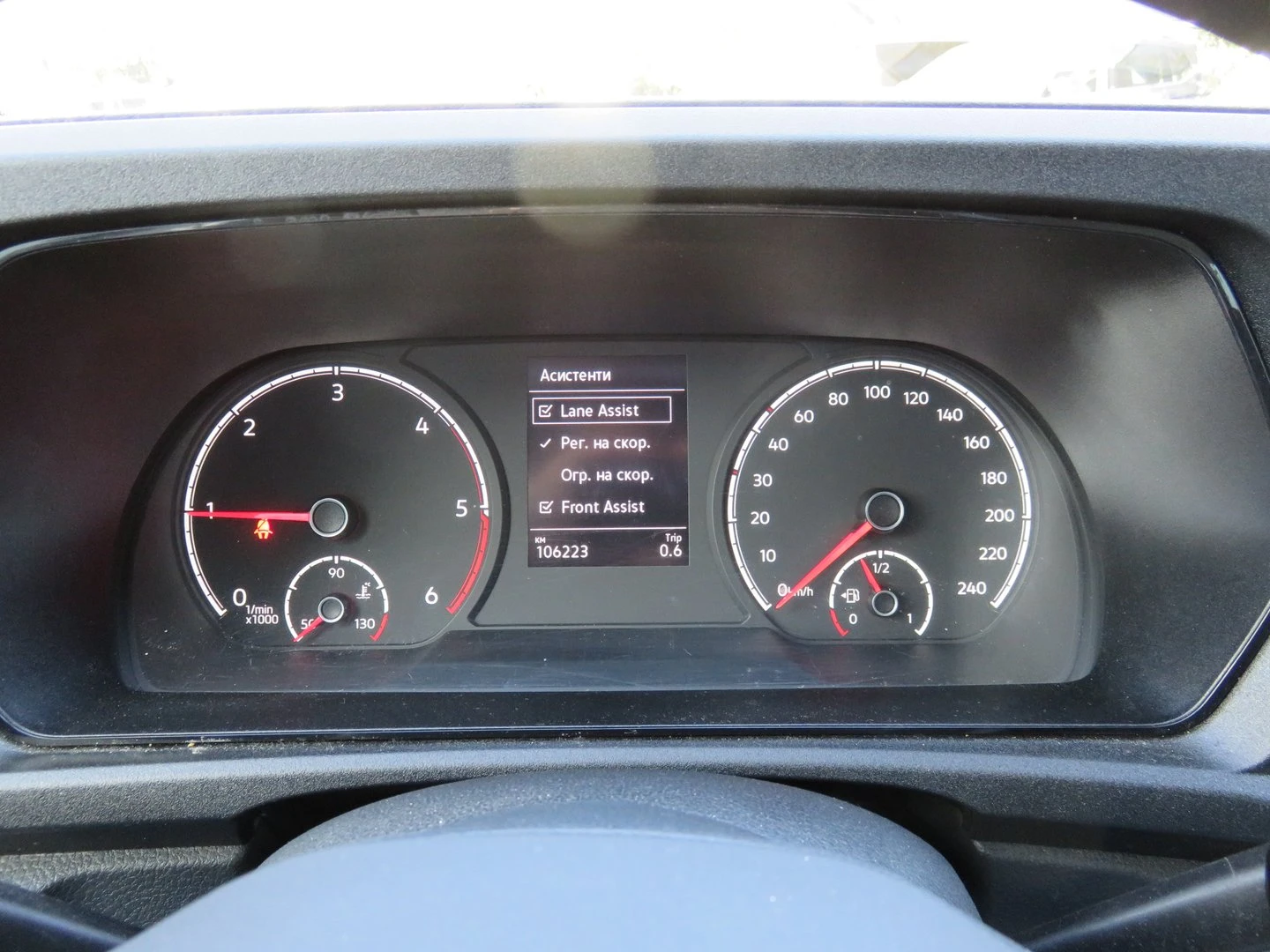 VW Caddy TDI 5 места - изображение 8