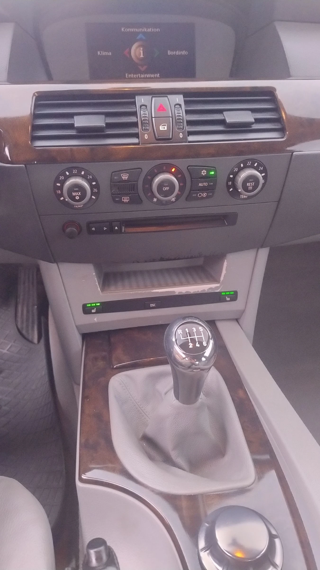 BMW 520 2.2 БЕНЗИН* КЛИМА* КОЖА* ПОДГРЕВ* РЪЧКА - изображение 7