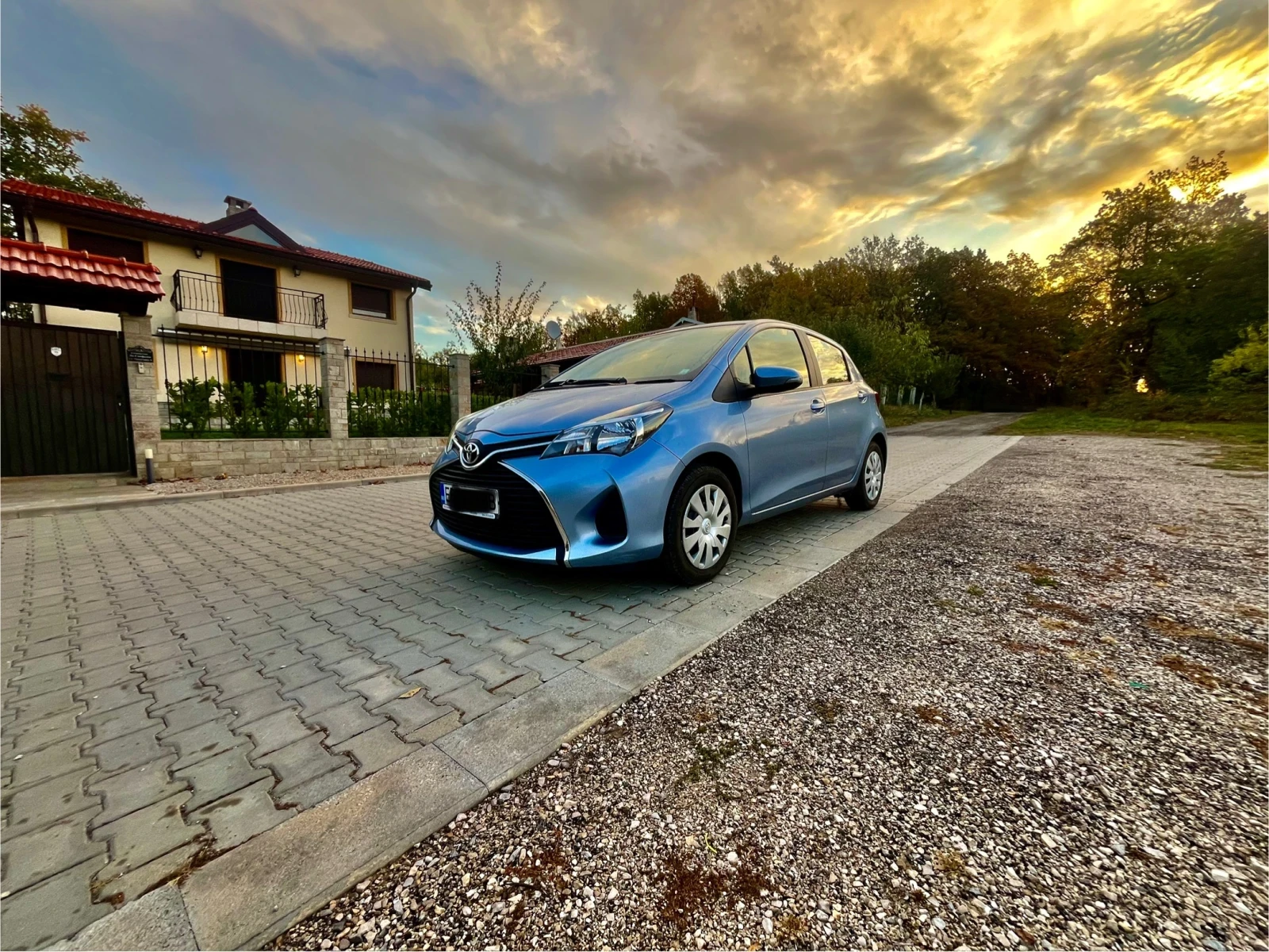 Toyota Yaris 1.33 /6 . | Mobile.bg   2