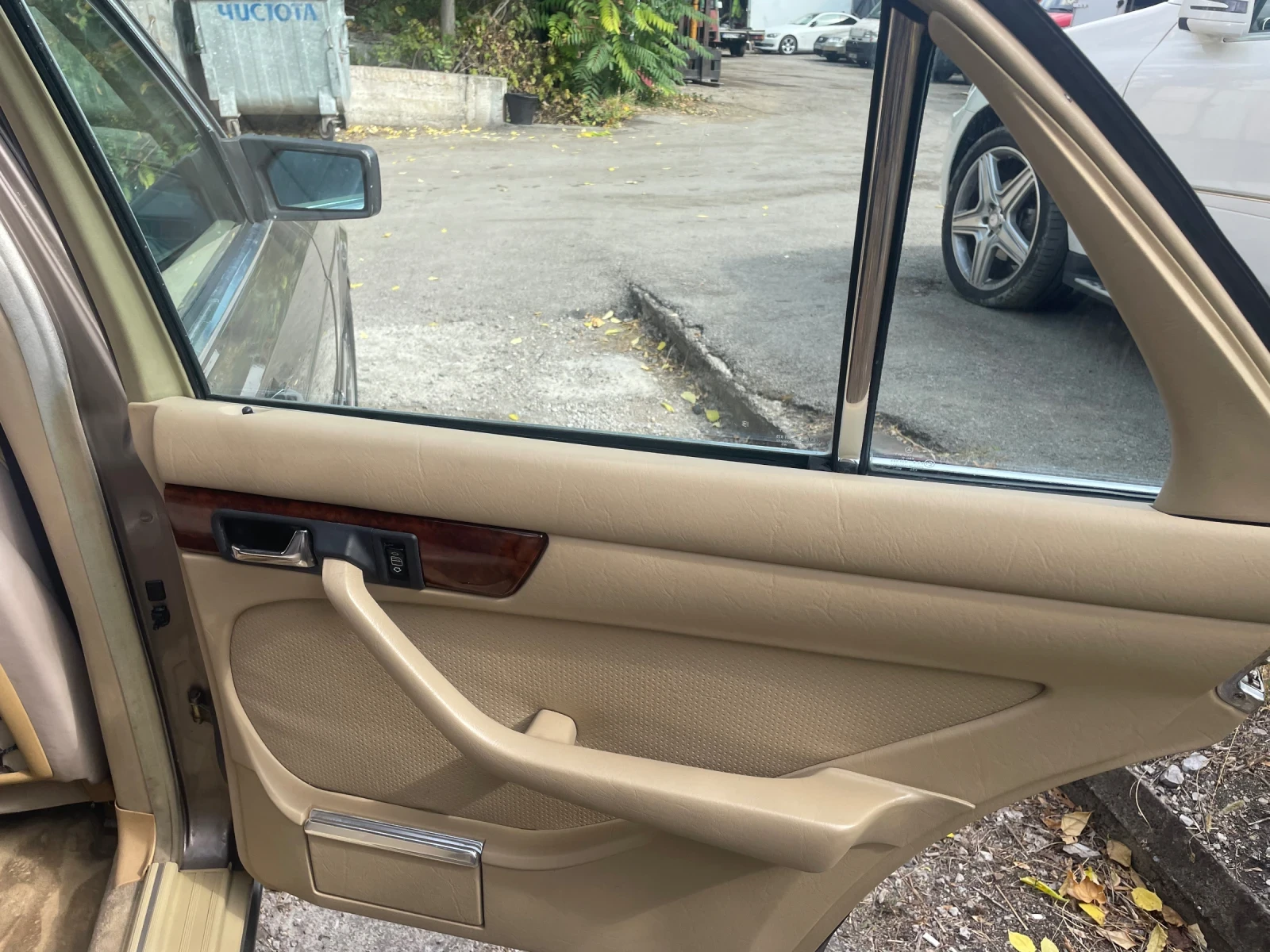 Mercedes-Benz 126 SE | Mobile.bg — изображение 17