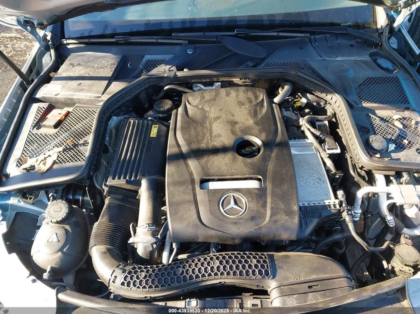 Mercedes-Benz C 300 2l Luxury 4Matic, снимка 11 - Автомобили и джипове - 54129015