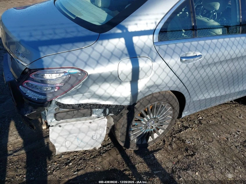 Mercedes-Benz C 300 2l Luxury 4Matic, снимка 5 - Автомобили и джипове - 54129015