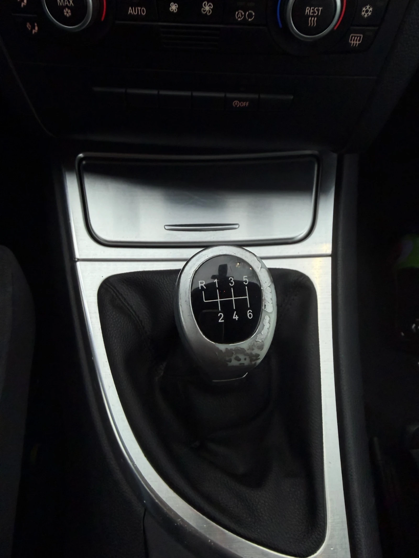 BMW 118, снимка 8 - Автомобили и джипове - 54209084