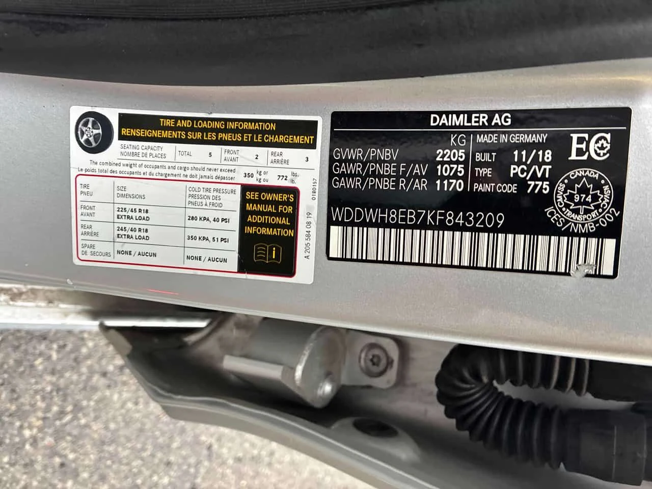 Mercedes-Benz C 300 CARFAX, снимка 17 - Автомобили и джипове - 54216974