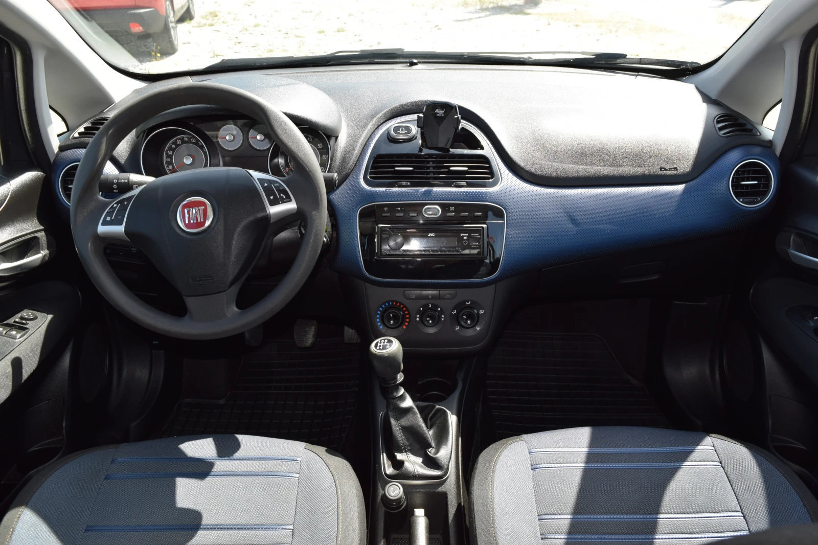 Fiat Punto EVO 1.4* 78 kc* ГАЗ, снимка 11 - Автомобили и джипове - 54225452