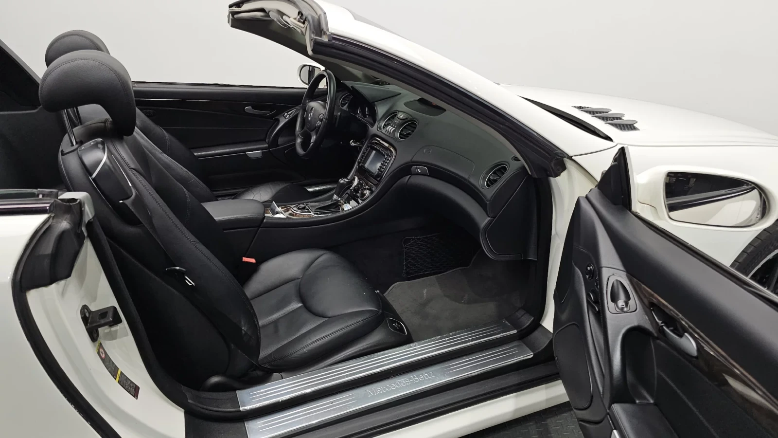 Mercedes-Benz SL 500, снимка 16 - Автомобили и джипове - 54314263