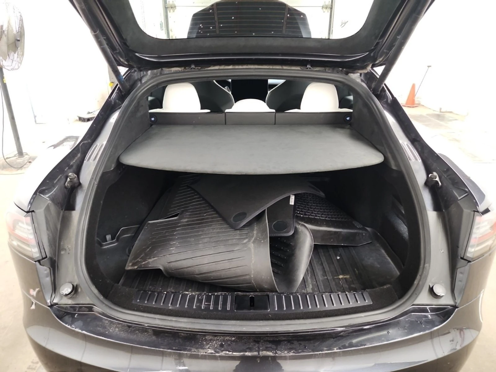 Tesla Model S PLAID/1020HP, снимка 16 - Автомобили и джипове - 54520102