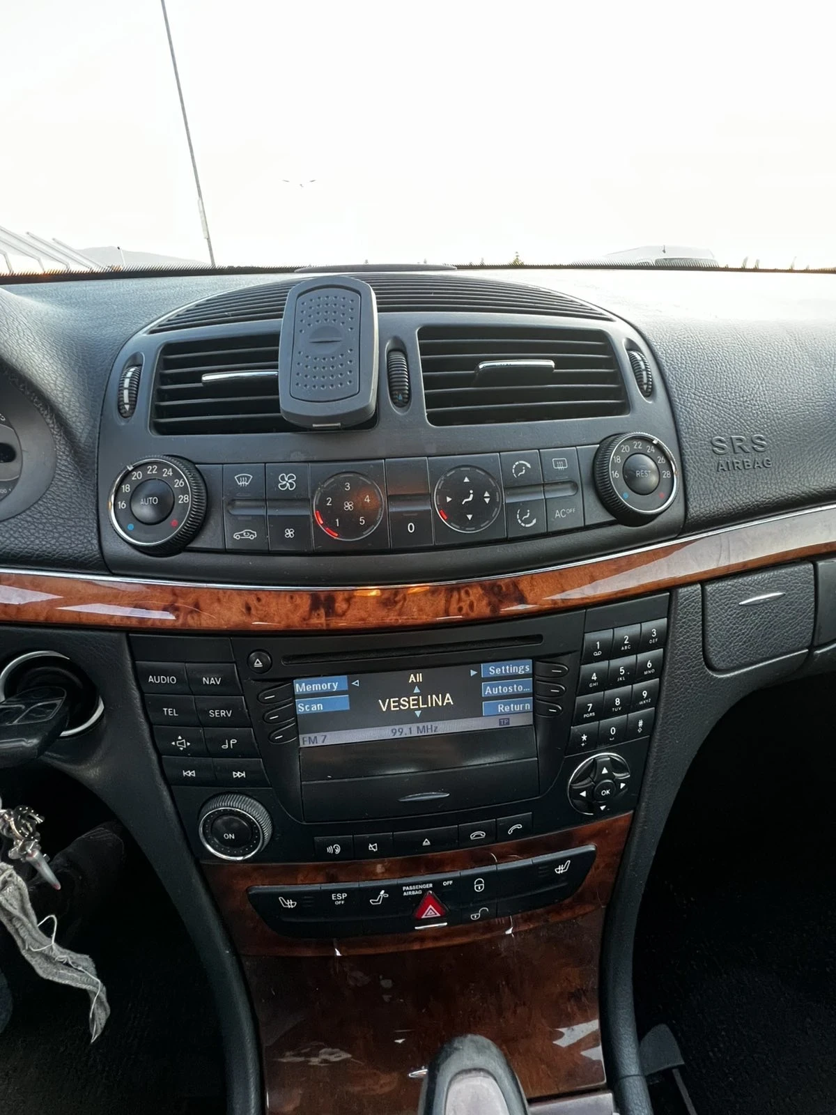 Mercedes-Benz 220, снимка 8 - Автомобили и джипове - 55084313