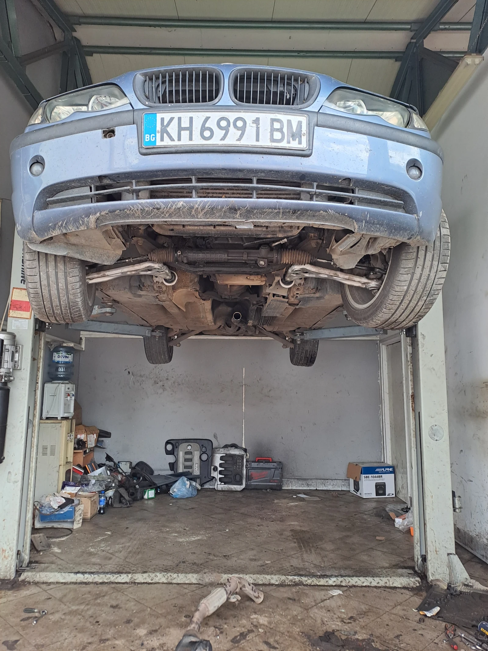 BMW 320 Бартер , снимка 4 - Автомобили и джипове - 55365036