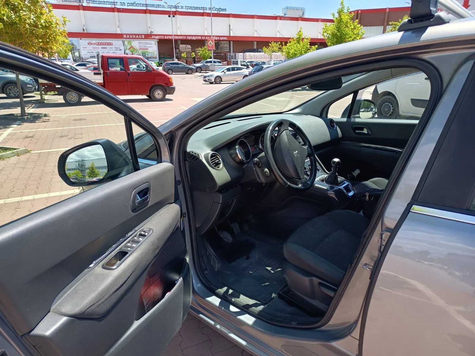 Peugeot 5008 1.6 Blue HDi Facelift Euro6  , снимка 6 - Автомобили и джипове - 55391943