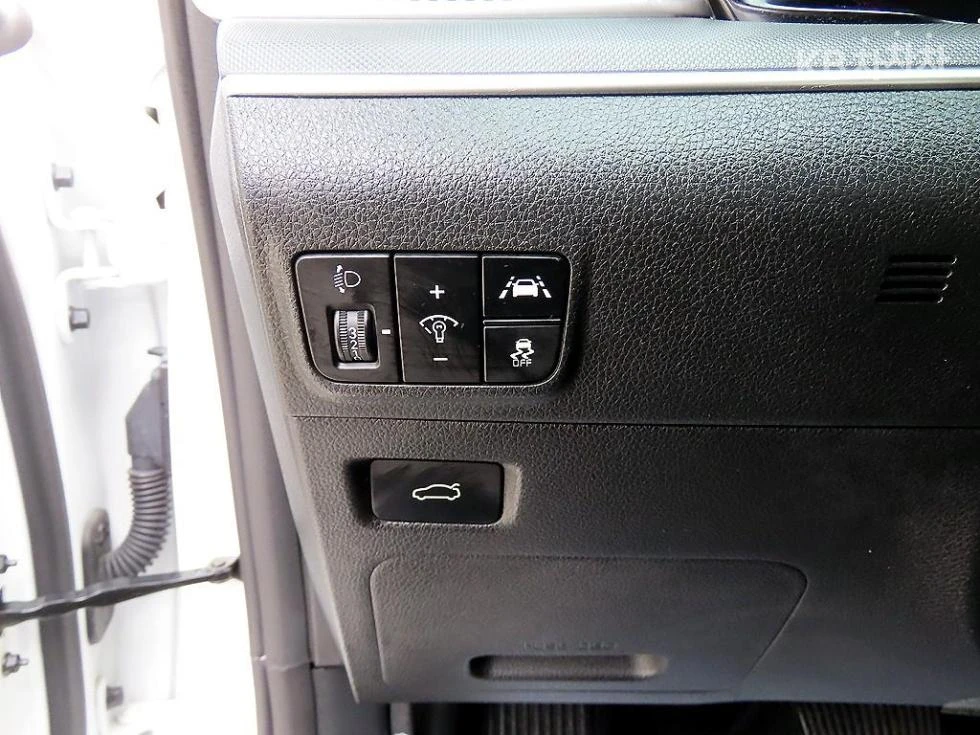 Kia K5 PRESTIGE PANORAMA 360CAM ОДУХВАНЕ , снимка 11 - Автомобили и джипове - 55392571