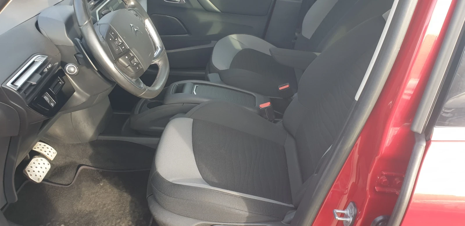 Citroen C4 Picasso 1.6 hdi automatik, снимка 15 - Автомобили и джипове - 55698497