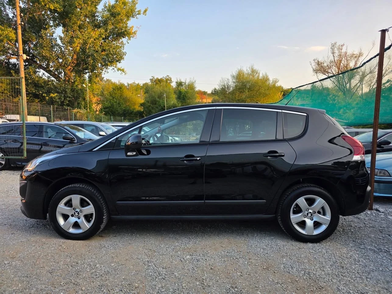 Peugeot 3008 FACE 1.6HDI 115K.C. / АВТОМАТ/ НАПЪЛНО ОБСЛУЖЕН / , снимка 5 - Автомобили и джипове - 55829600