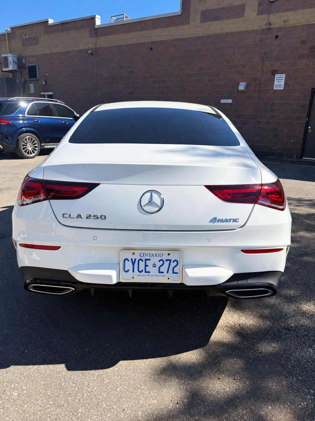 Mercedes-Benz CLA 250 4МАTIC * FULL AMG* ДИСТРОНИК* 360 КАМЕРА* ПАНОРАМА, снимка 5 - Автомобили и джипове - 56217596