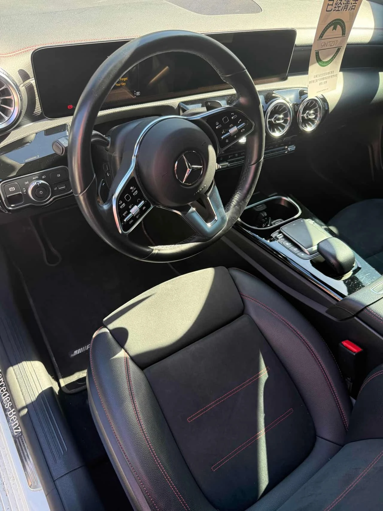 Mercedes-Benz CLA 250 4МАTIC * FULL AMG* ДИСТРОНИК* 360 КАМЕРА* ПАНОРАМА, снимка 9 - Автомобили и джипове - 56217596