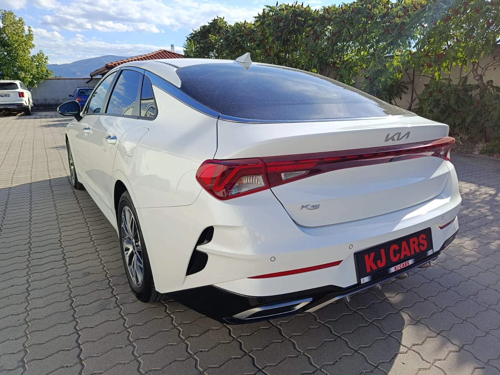 Kia K5 2.0 Lpi, снимка 5 - Автомобили и джипове - 56220297