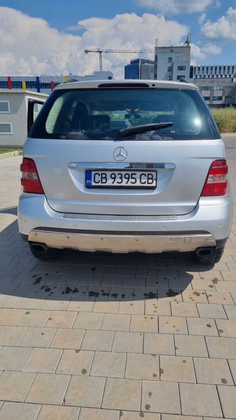 Mercedes-Benz ML 350 4 Matic, снимка 4 - Автомобили и джипове - 46632158