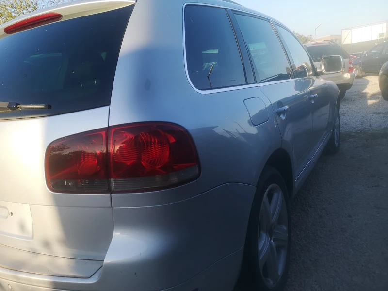 VW Touareg, снимка 5 - Автомобили и джипове - 47620968