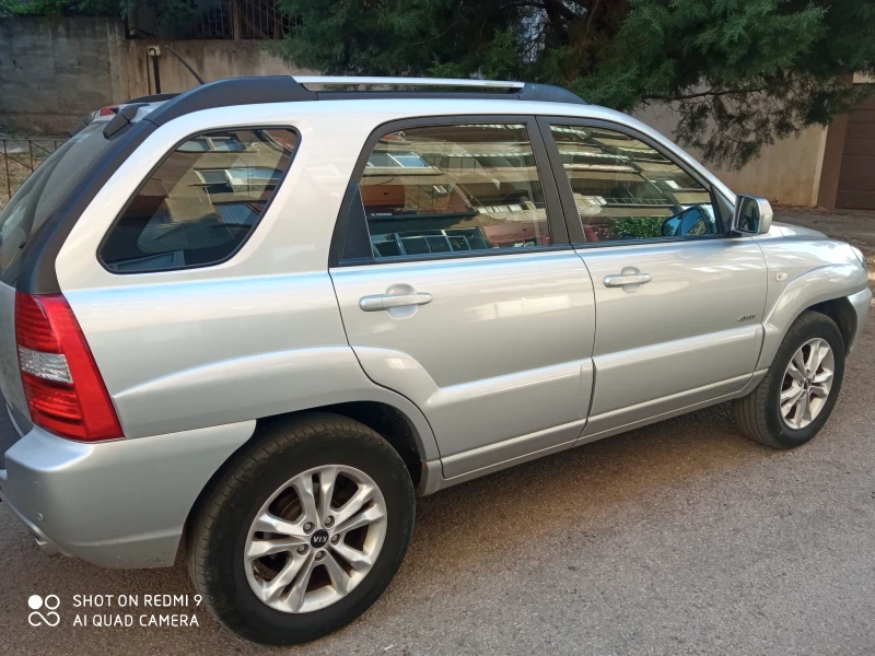 Kia Sportage, снимка 3 - Автомобили и джипове - 52555287