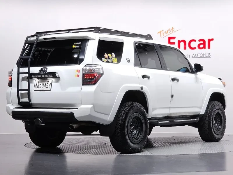 Toyota 4runner V6 4WD SR5, снимка 2 - Автомобили и джипове - 54923064