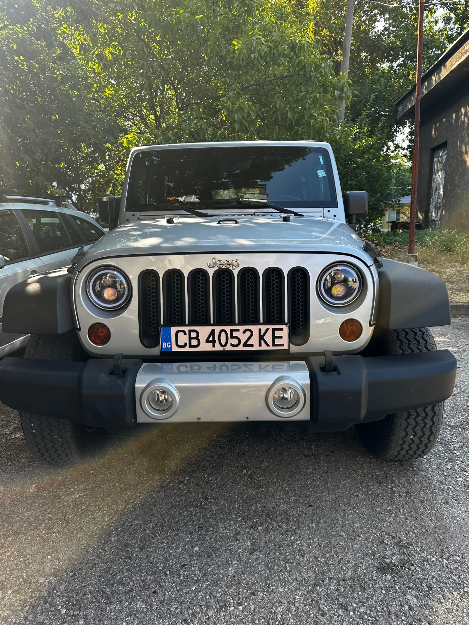 Jeep Wrangler  - изображение 10