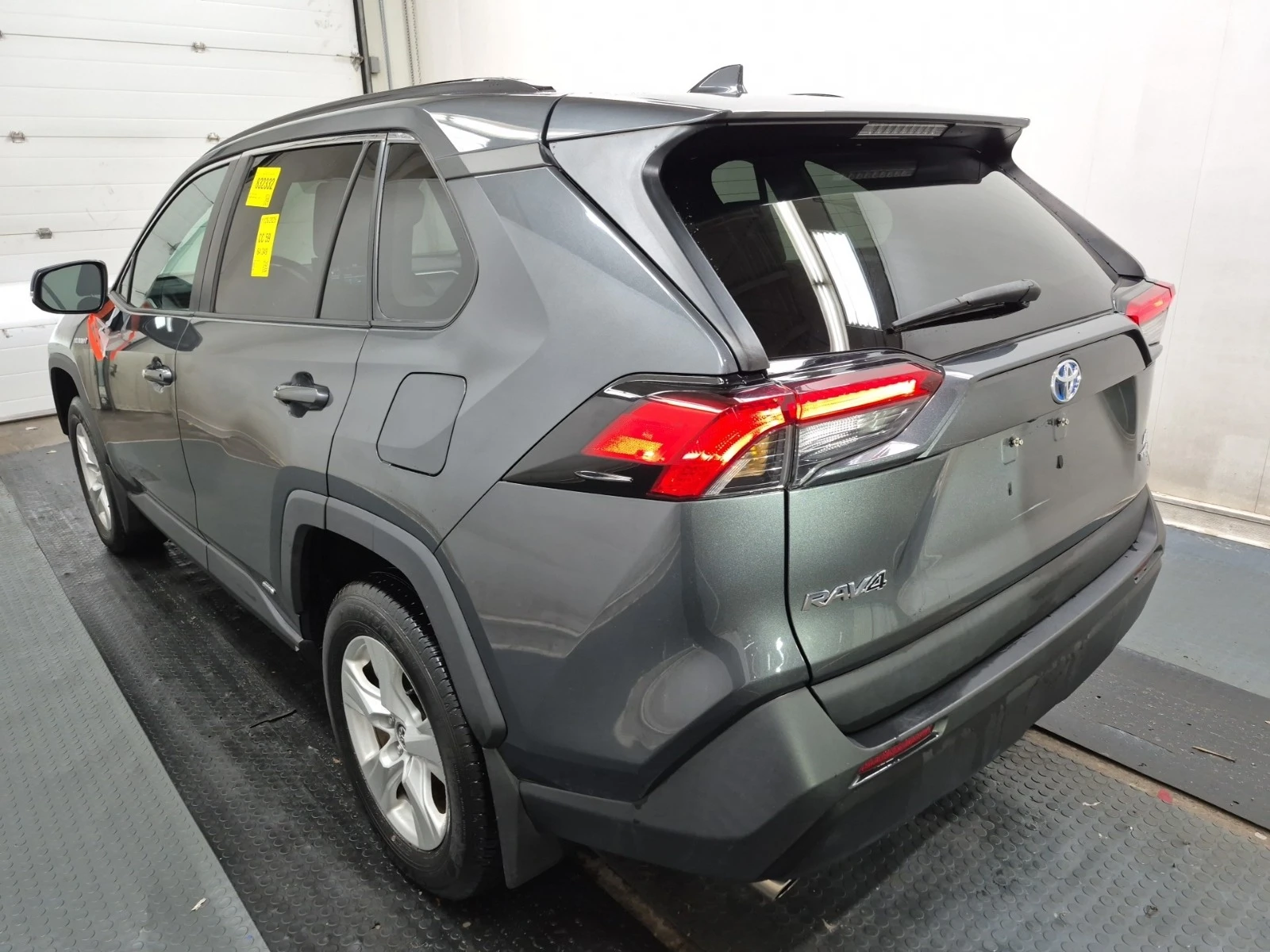 Toyota Rav4 HYBRID LE * * CARFAX * * АВТО КРЕДИТ * *  - изображение 6