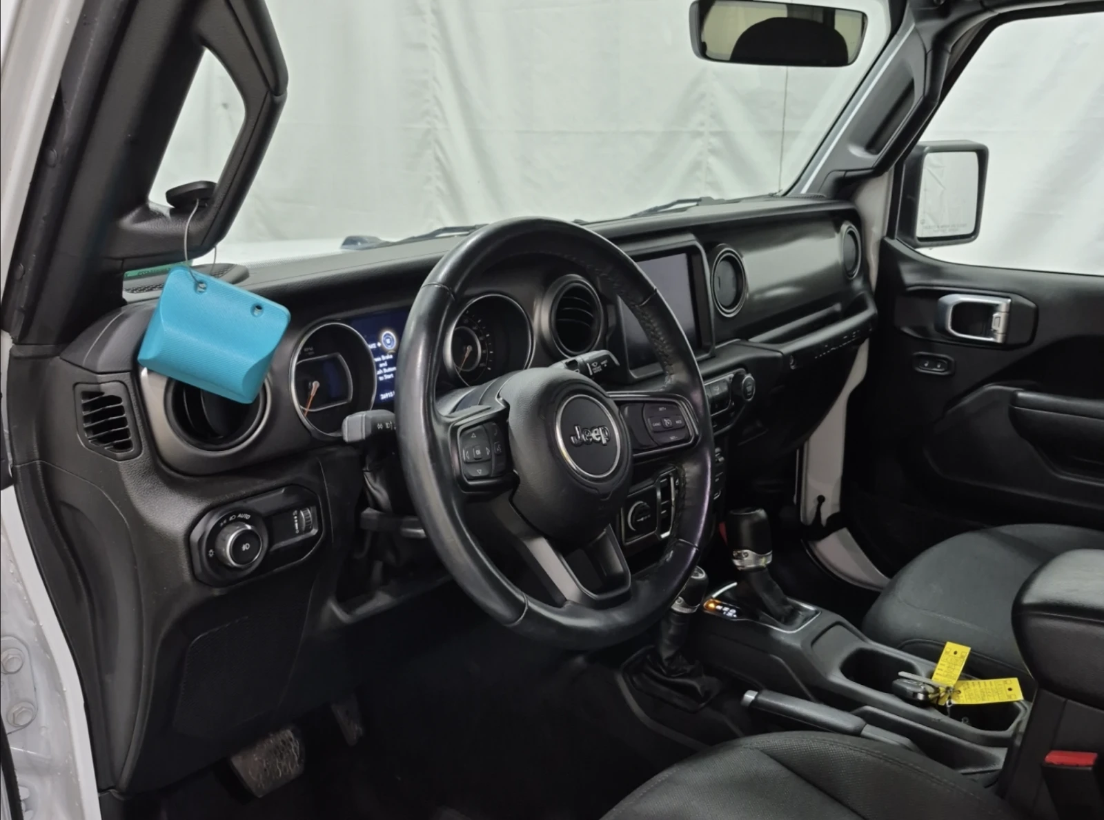 Jeep Wrangler 2023 Jeep Wrangler WILLYS - изображение 8