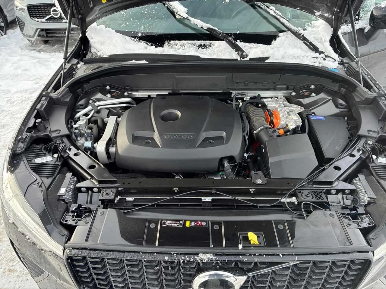 Volvo XC60  R Design /360/DISTRONIC/PANO/NAVI | Mobile.bg � ����������� 16