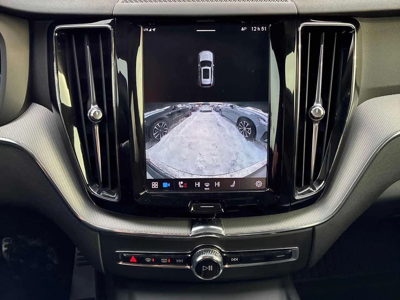 Volvo XC60  R Design /360/DISTRONIC/PANO/NAVI | Mobile.bg � ����������� 17