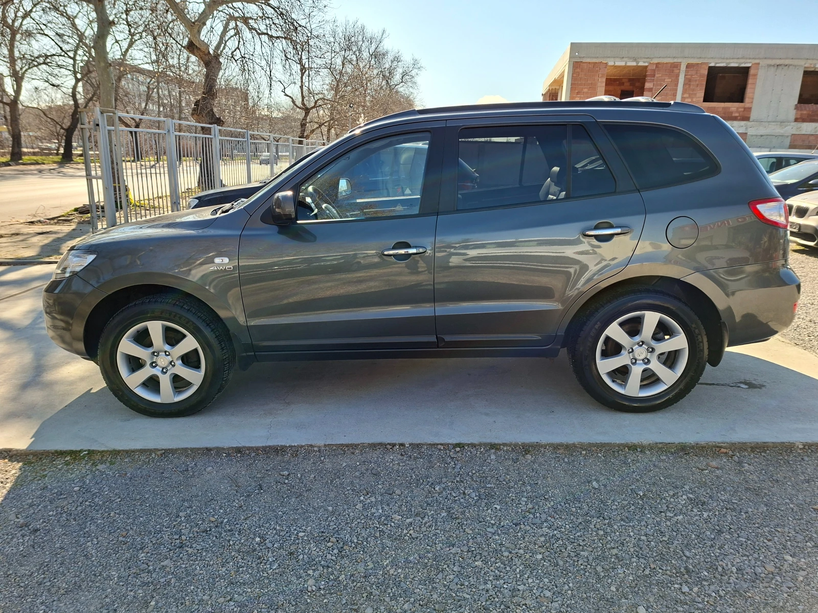 Hyundai Santa fe КАТО НОВA - изображение 4