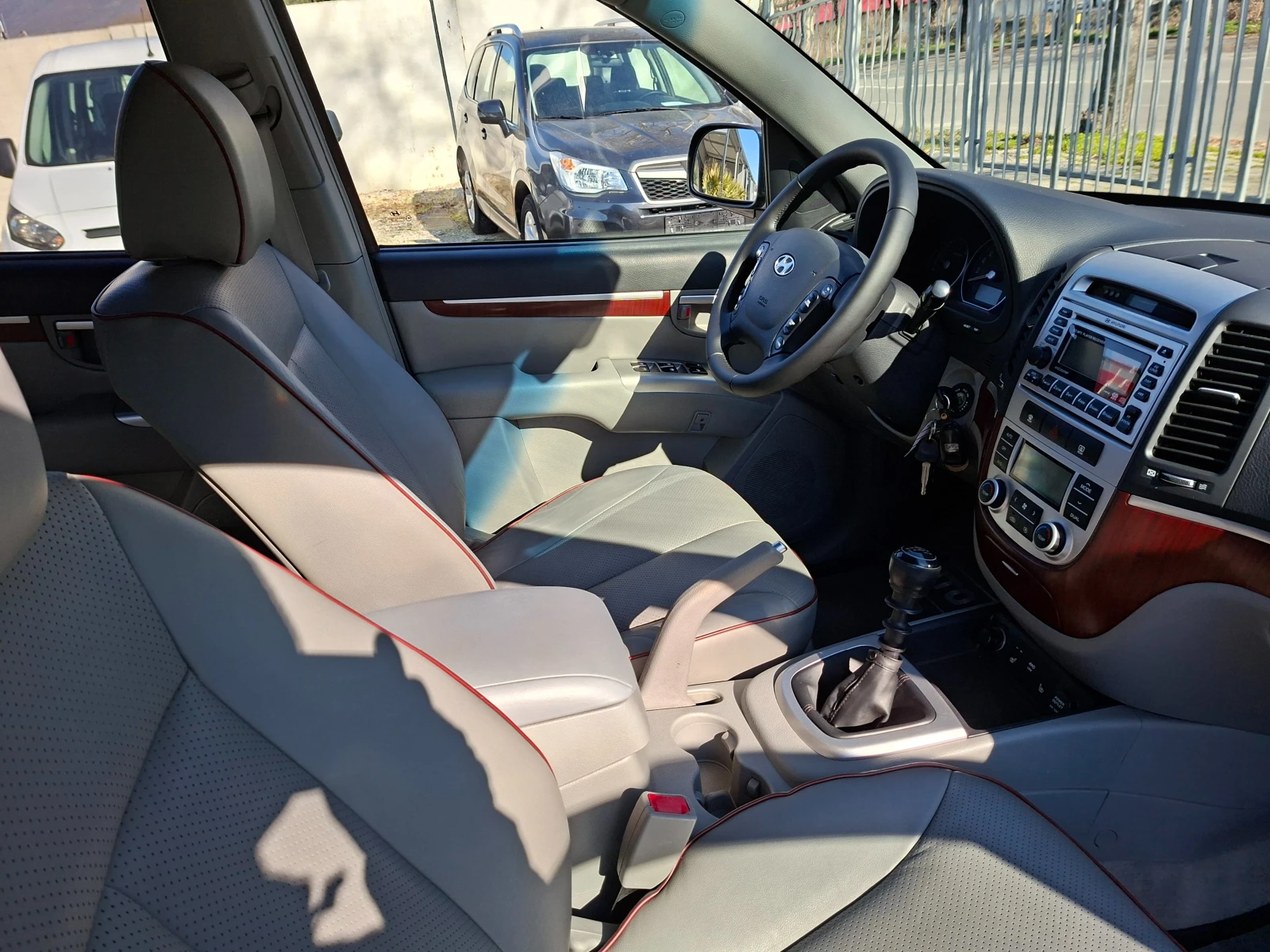 Hyundai Santa fe КАТО НОВA, снимка 15 - Автомобили и джипове - 53781480