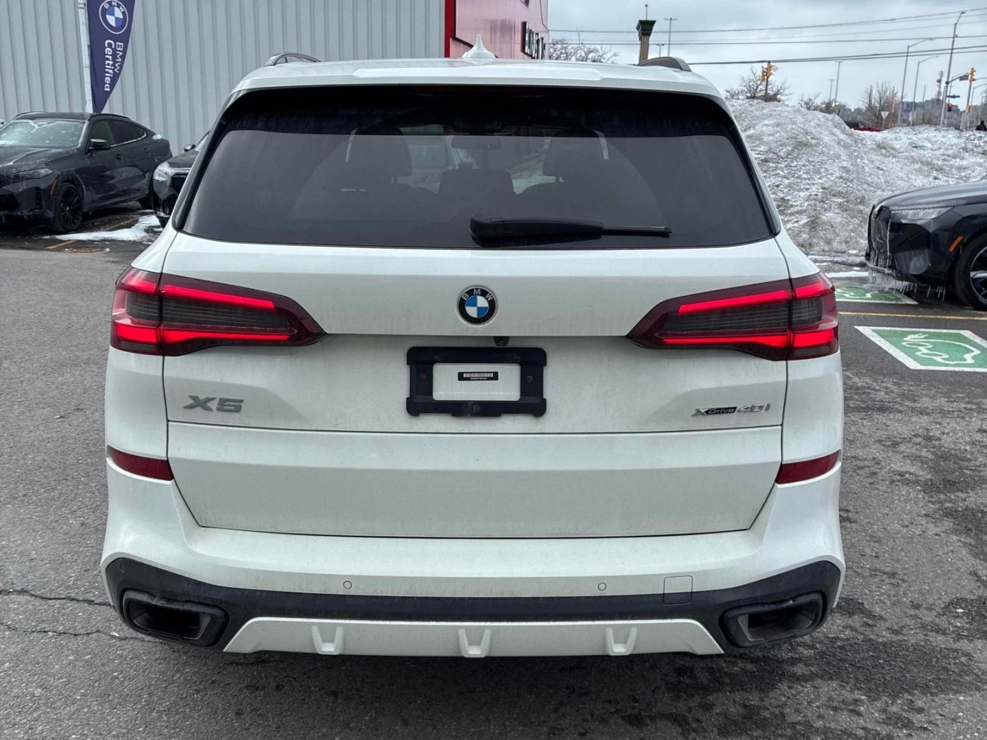 BMW X5 M-pkg* Laser* Distronic* 360View* HUD* Harman/Kard, снимка 4 - Автомобили и джипове - 53825855