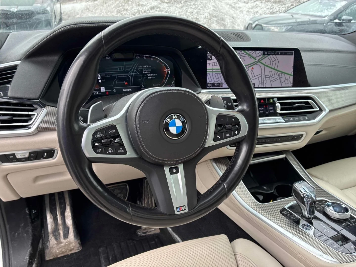 BMW X5 M-pkg* Laser* Distronic* 360View* HUD* Harman/Kard, снимка 9 - Автомобили и джипове - 53825855