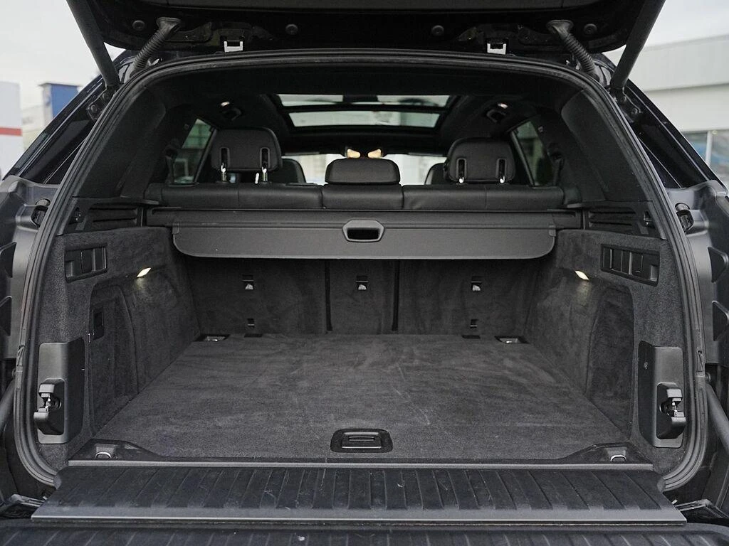 BMW X5 40i* Mpack* HeadUp* Lazer* 360* H&K* Въздух, снимка 17 - Автомобили и джипове - 54216879