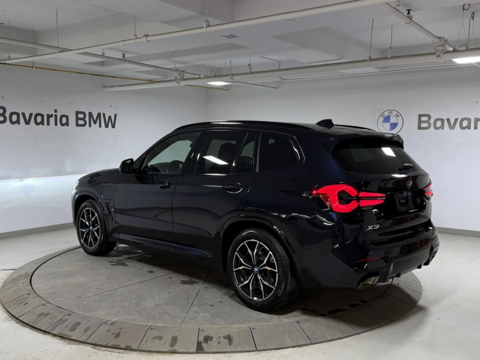 BMW X3 xDrive30e | M Sport | Premium Enhanced Pkg | Pano | Mobile.bg � ����������� 3