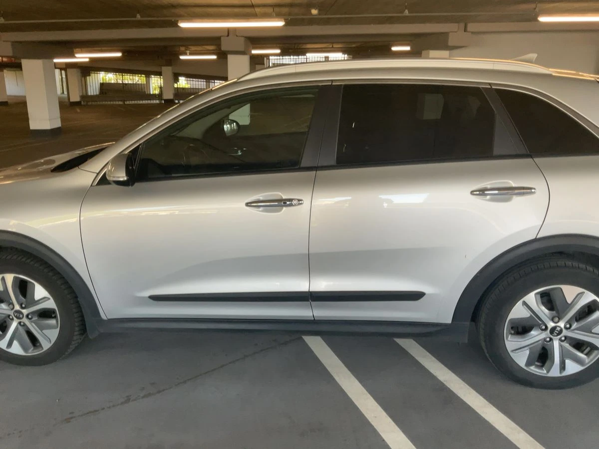 Kia Niro ОЧАКВАН ВНОС СМЯНА НА ЦВЯТ 1000евро, снимка 8 - Автомобили и джипове - 54793148