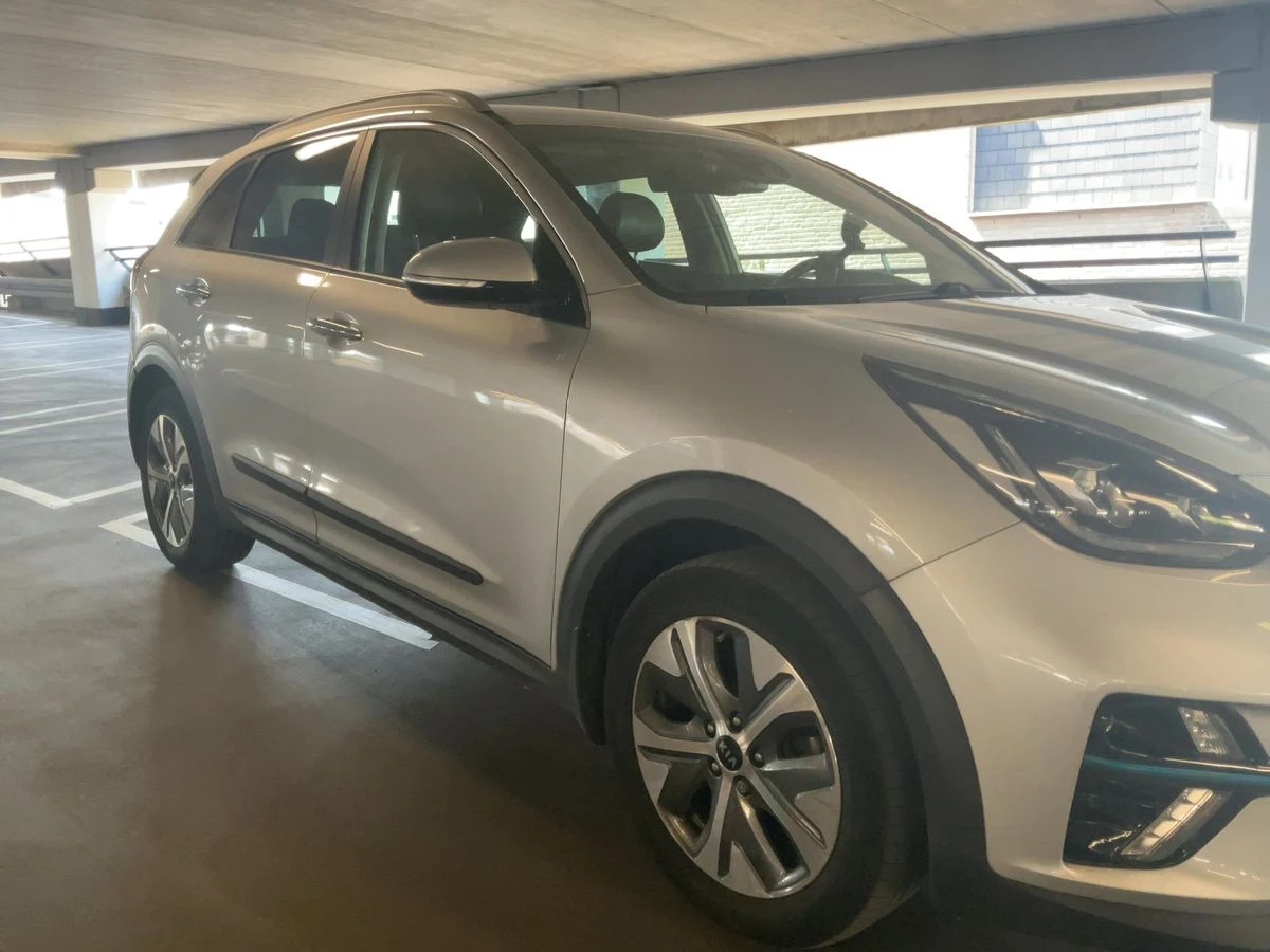 Kia Niro ОЧАКВАН ВНОС СМЯНА НА ЦВЯТ 1000евро, снимка 5 - Автомобили и джипове - 54793148