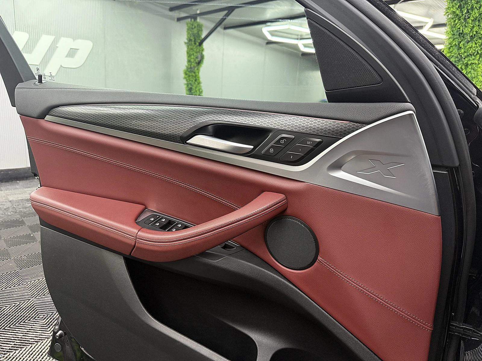 BMW X4 M40D/Xdrive/KeylessGo/СОБСТВЕН ЛИЗИНГ, снимка 9 - Автомобили и джипове - 54835259