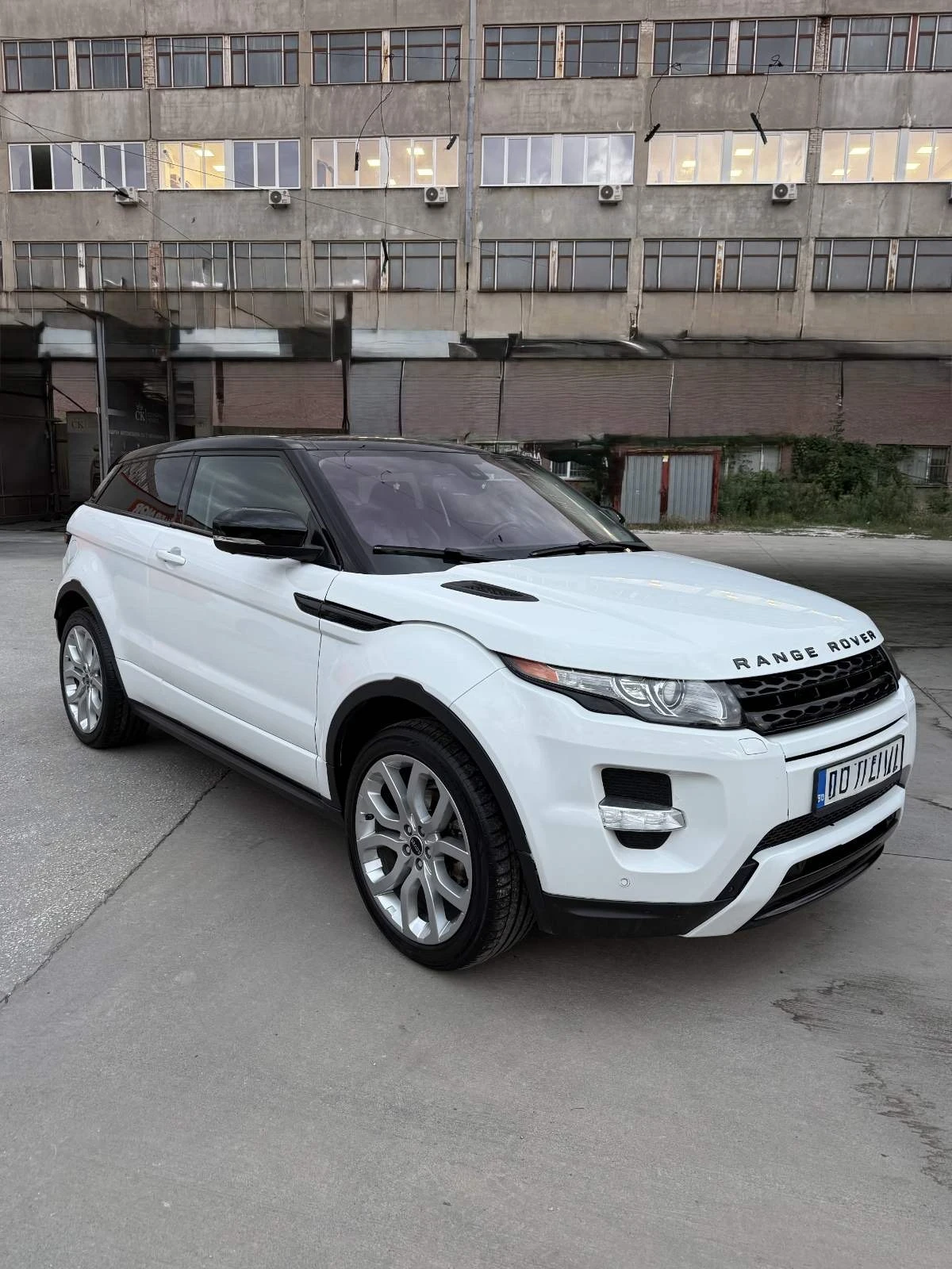 Land Rover Evoque, снимка 2 - Автомобили и джипове - 55050168