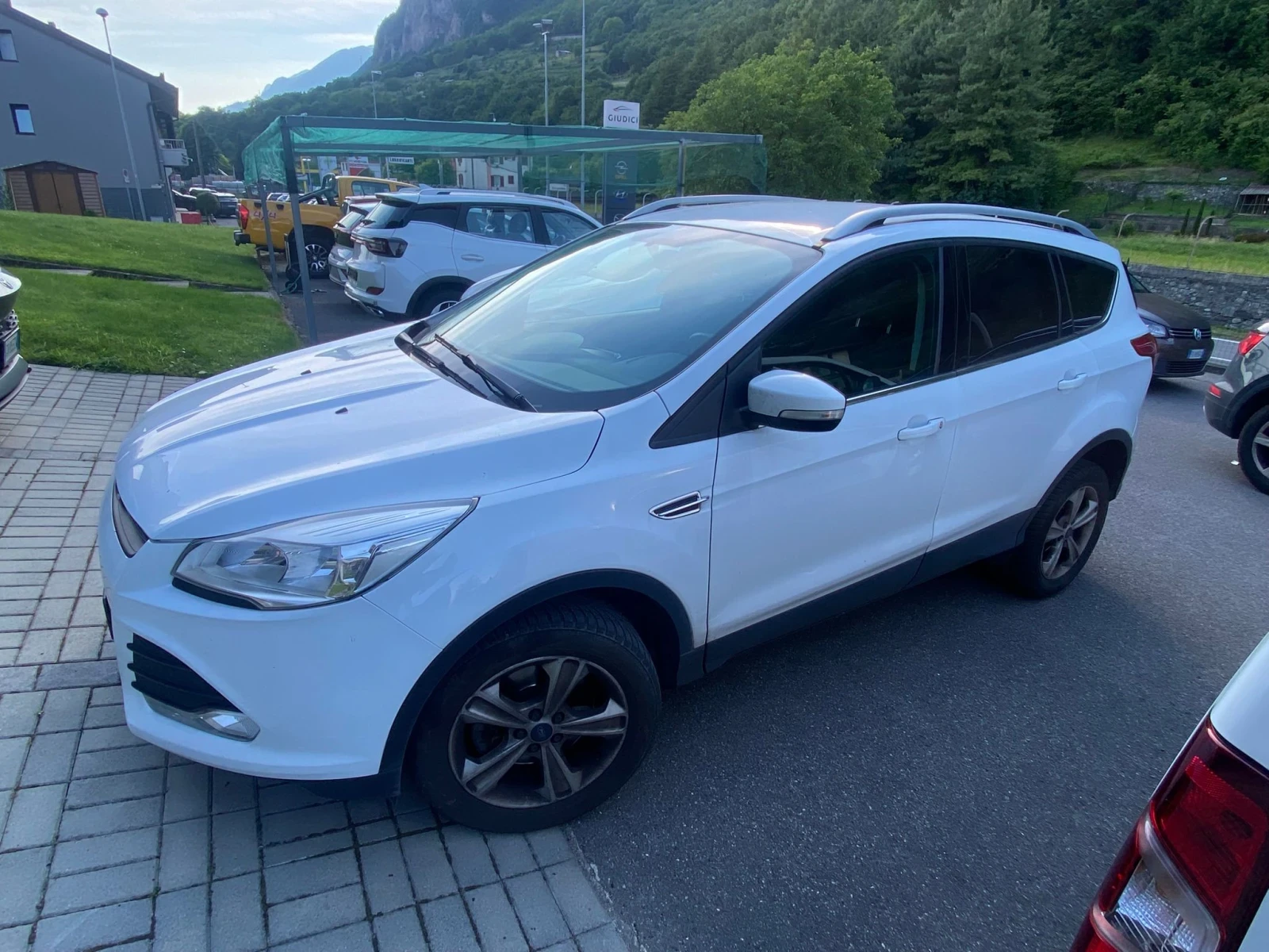 Ford Kuga 2.0TDCI, снимка 3 - Автомобили и джипове - 55132152
